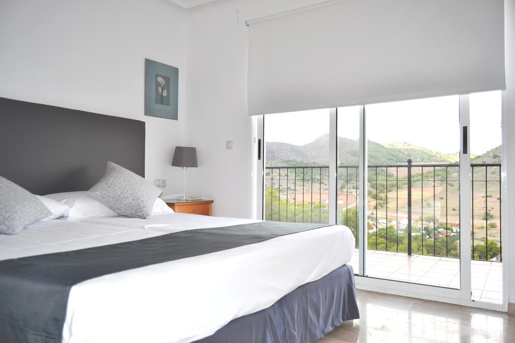 Montemares Golf Luxury Villas & Apartments At La Manga Club Екстериор снимка